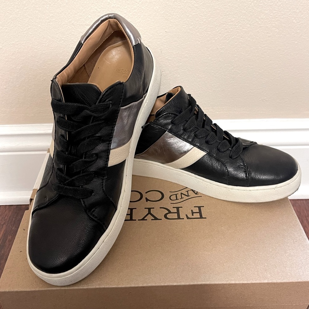 Frye & Co Low Lace Sneakers